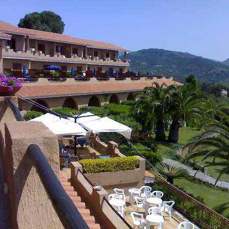 Hotell King's 4*